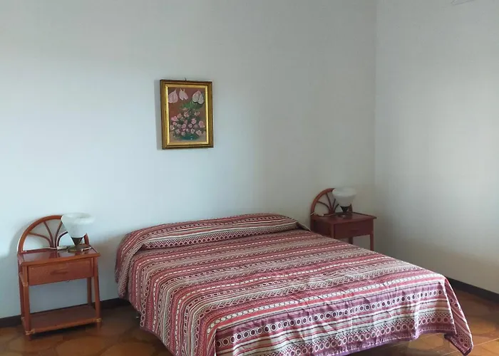 Casa de hóspedes Cinzia House *