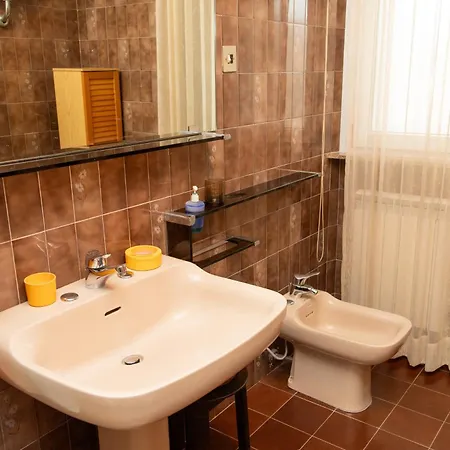 Гостевой дом Cinzia House Васто