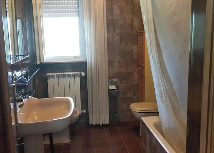 Cinzia House בית הארחה